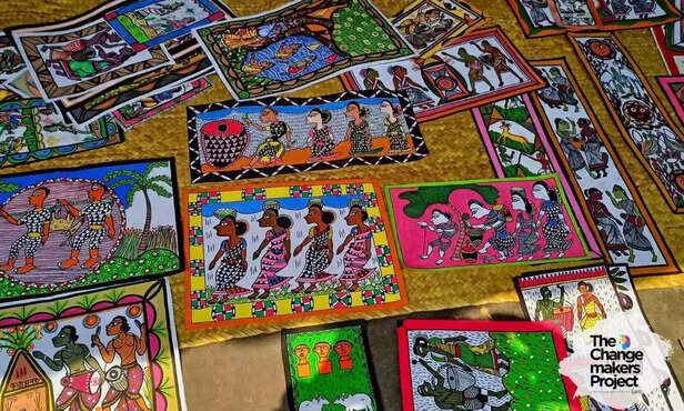 370179-patachitra-artists-ancient-west-bengal-bankura-locals-bengals-folk-art-rural-india-bharatpur-kolkata-traditional-chitrakar-5